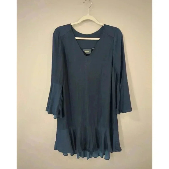 Maeve Anthropologie Dress V-Neck Bell Sleeve A-Line Size M - Picture 2 of 10